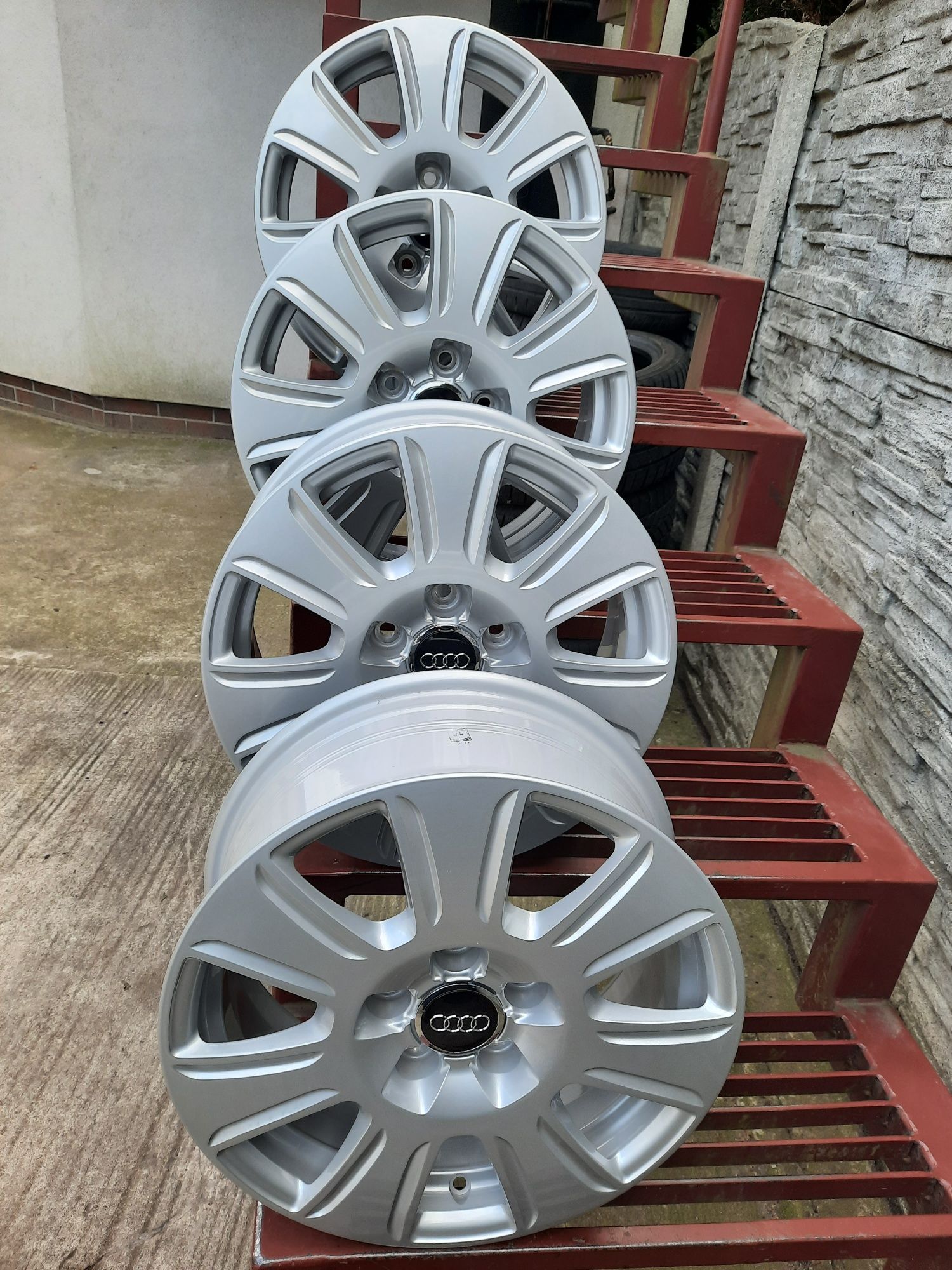 Alufelgi NOWE Audi 16 5x112 A3 A4 B6 B7 A8 Q3 Q2 TT ORYGINALNE!