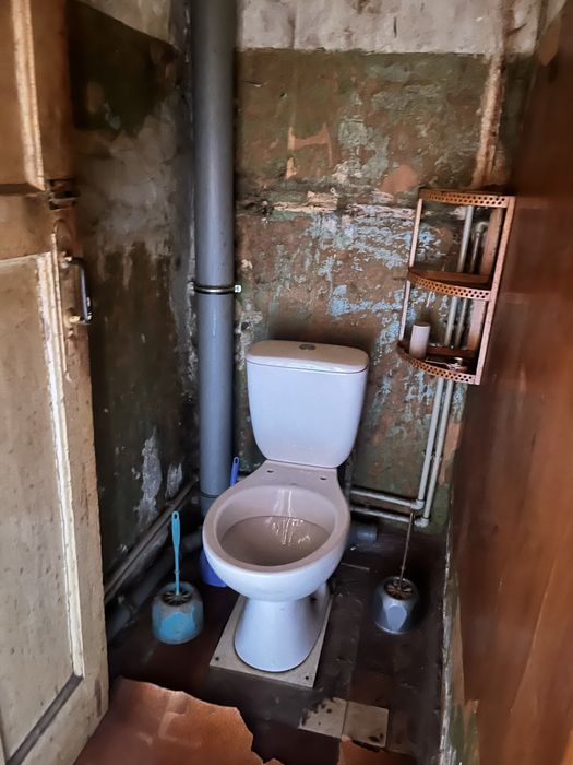 Продам комнату 14м2 с балконом метро ХТЗ 5-7 минут пешком