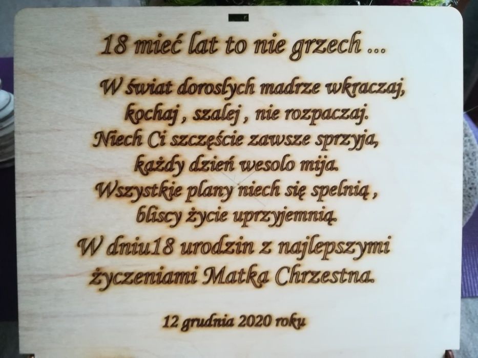 Skrzyneczka na prezent na 18 lat