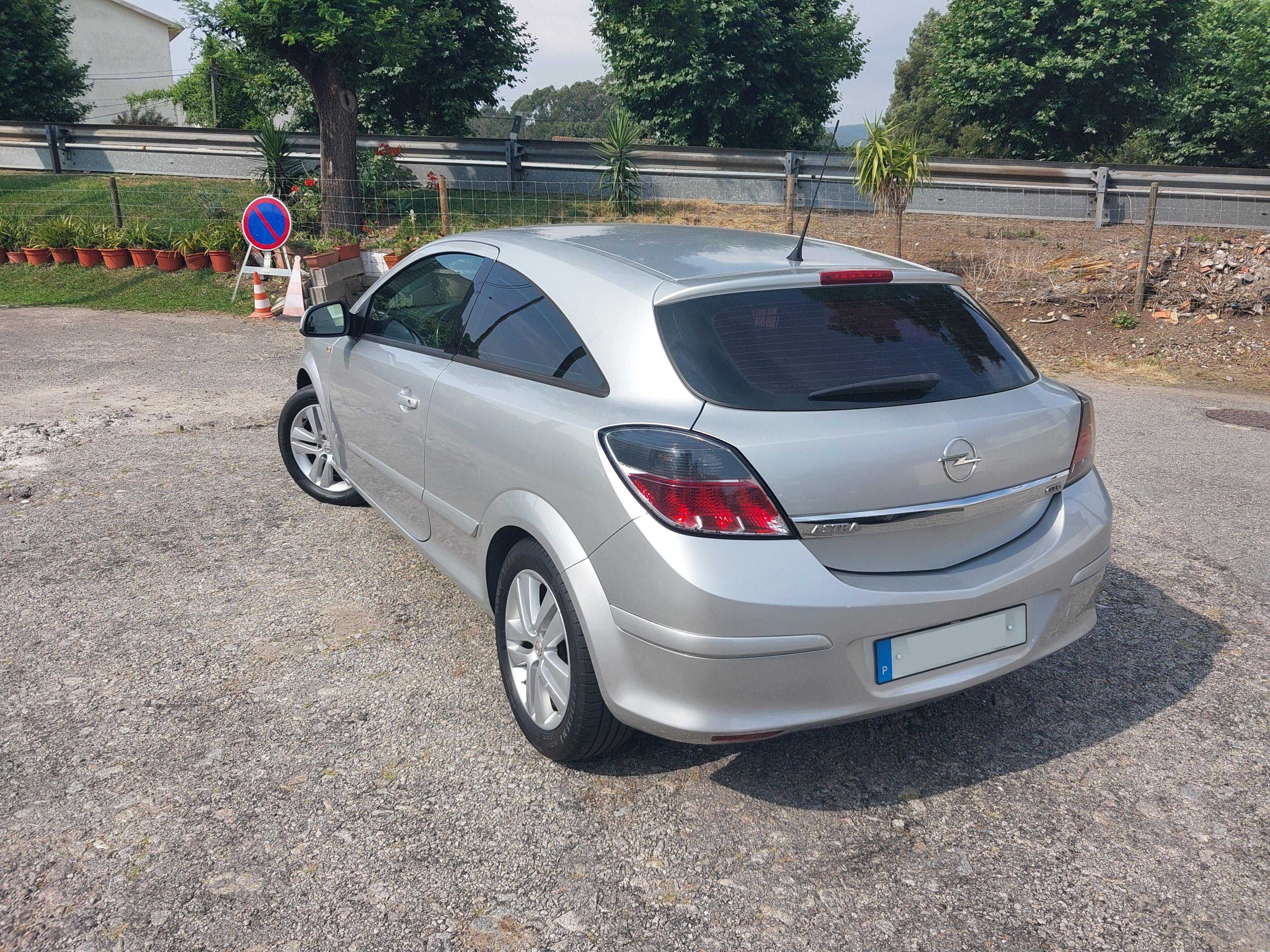 Opel Astra GTC 1.3 CDTI 90cv Excelente Estado