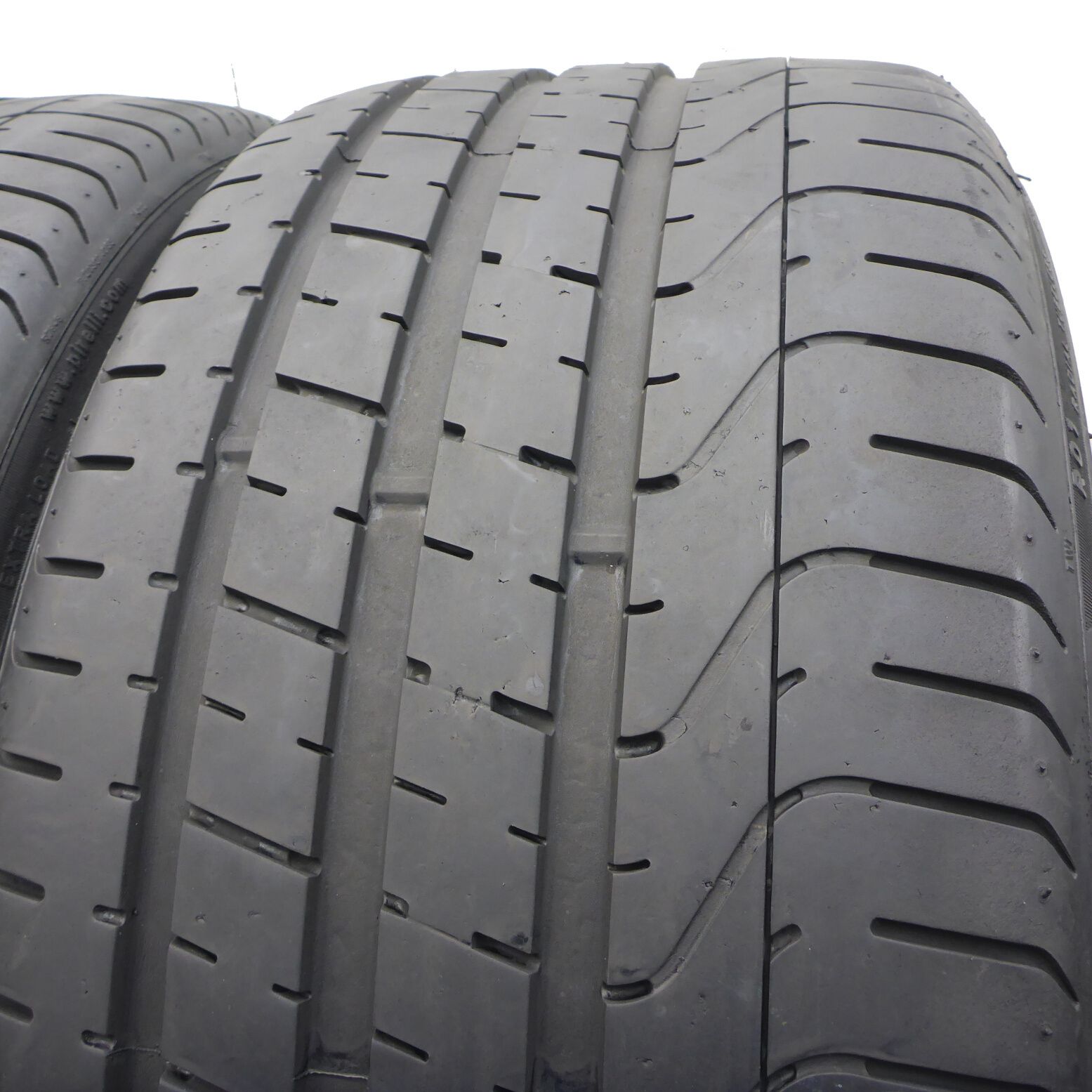 Opony 255/30/20 Pirelli 255/30R20 92Y PZero R01 Letnie 2017 5,2-6,5mm