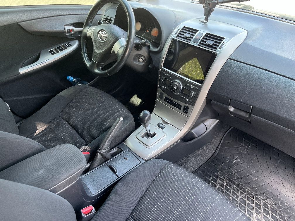 Продам Toyota Corolla