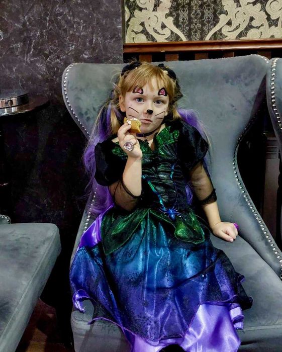 сукня на хеловін плаття на хелоуін костюм відьма королева