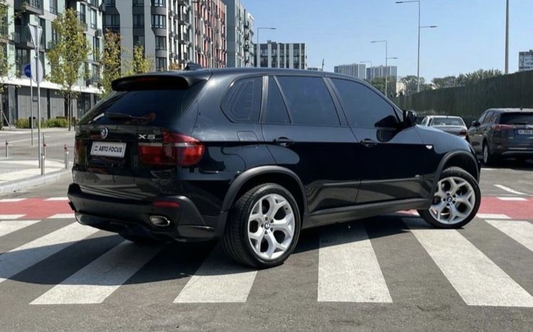 Х5    Е70    4.8