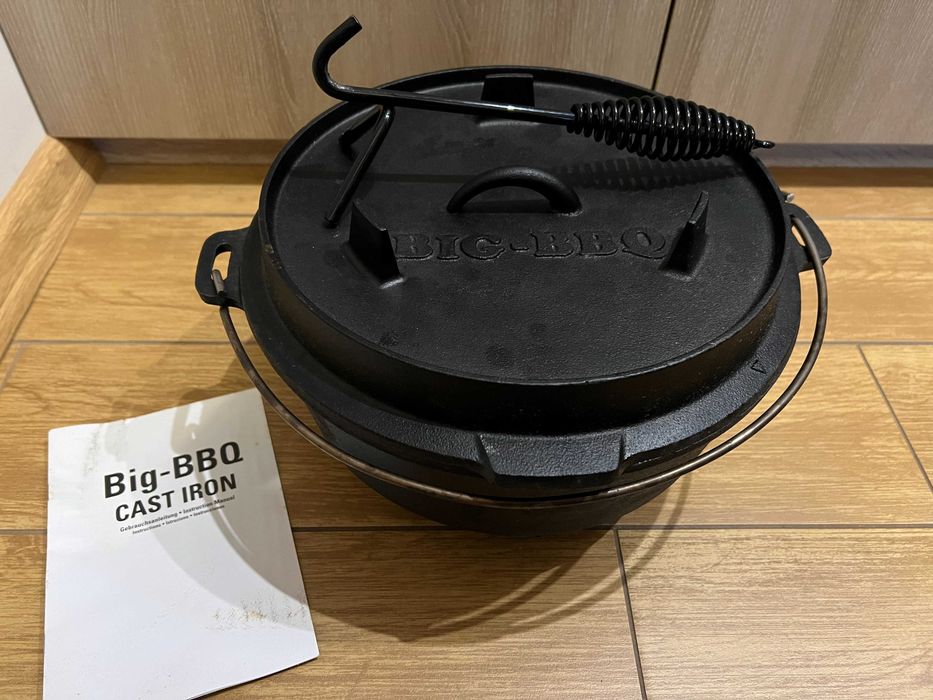 Garnek Kociołek żeliwny na ognisko Dutch Oven pojemność 5,7 l