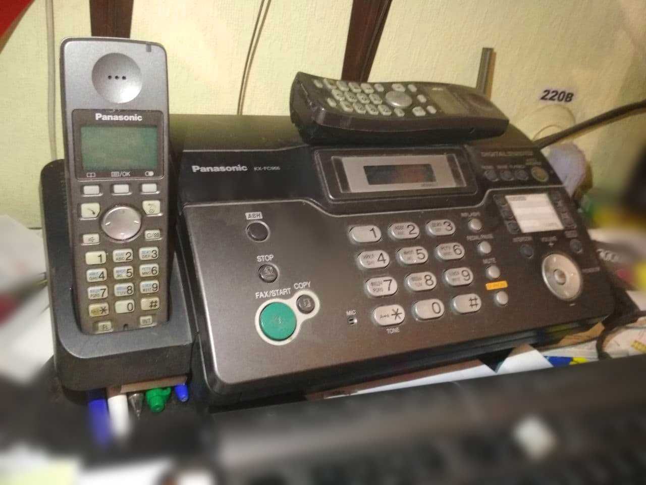 Факс+Телефон безпровідний Panasonic KX-FС966