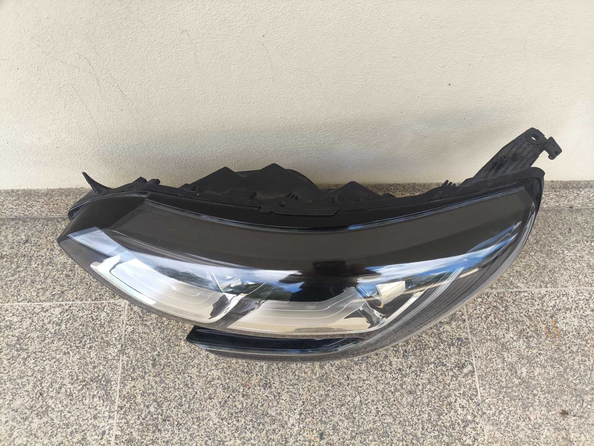 Farol Esquerdo Usado / Original RENAULT MEGANE IV Hatchback (B9A/M/N_)