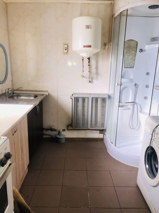 Здам частину будинку на Фастівській