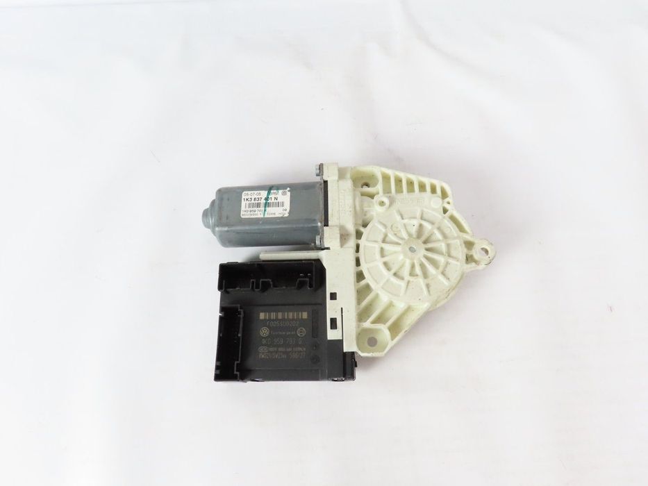 Motor elevador Esquerdo/Frente Seminovo/ Original VW GOLF V (1K1) 1K0959701K / 1...