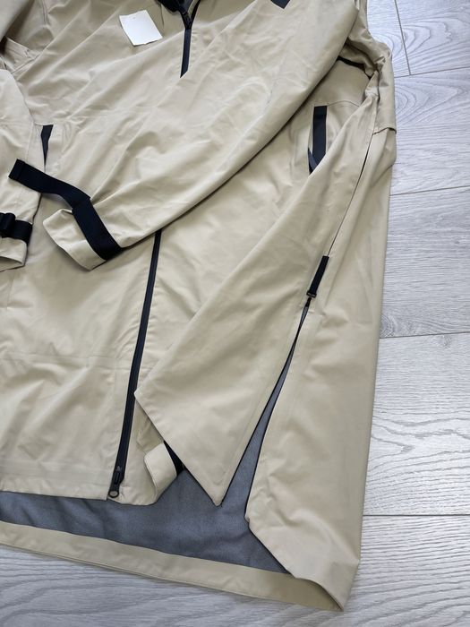Оригинал парка дождевик Adidas rain.rdy новая