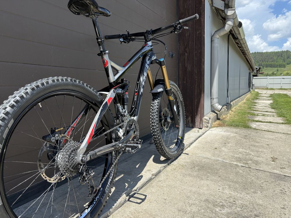 Rower Enduro Trek Slash 8