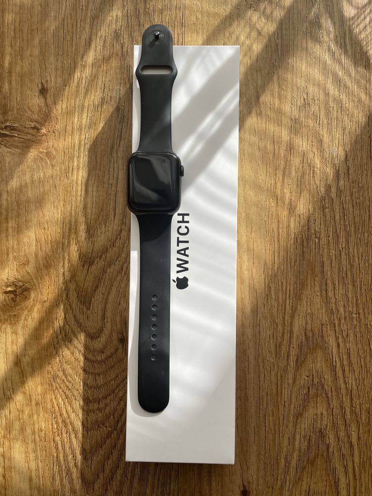 Apple Watch SE 44mm GPS