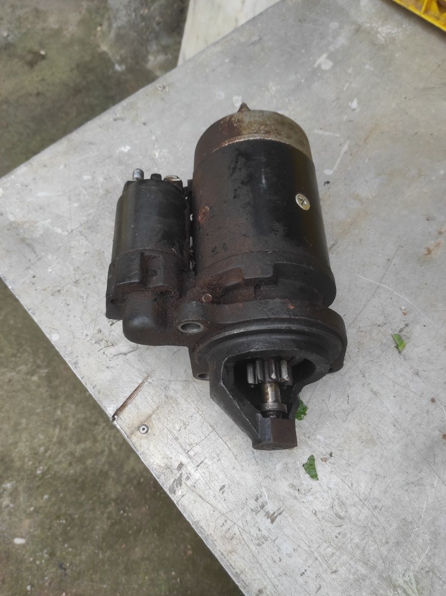 Motor de arranque de trator