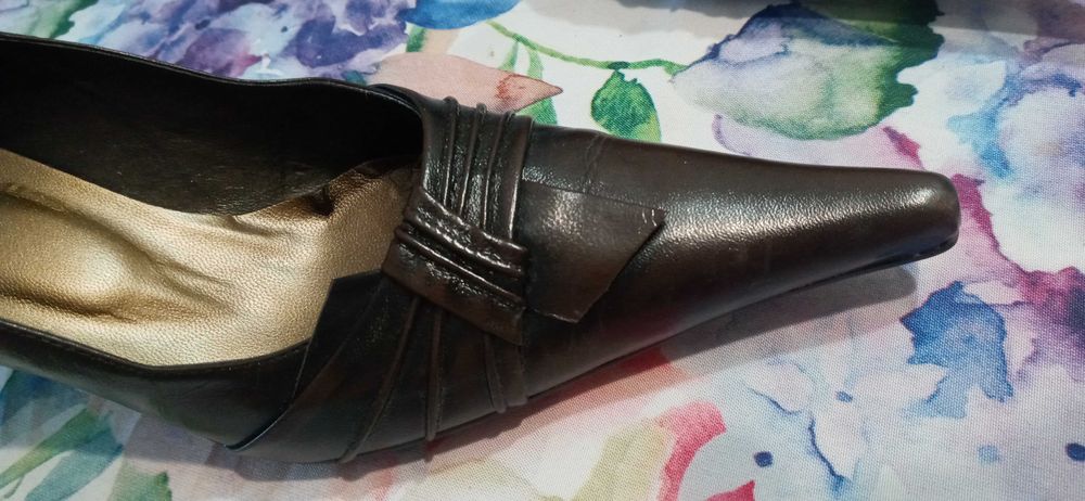 Buty Extra szpilki 40 brąz