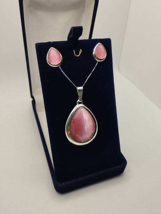 Srebrny komplet z różowym kamieniem, próba 925