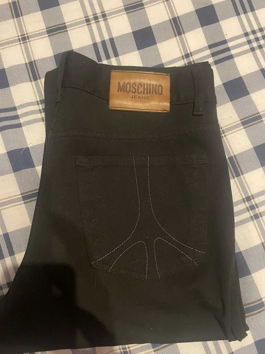 calcas moschino para homem tamanho 40