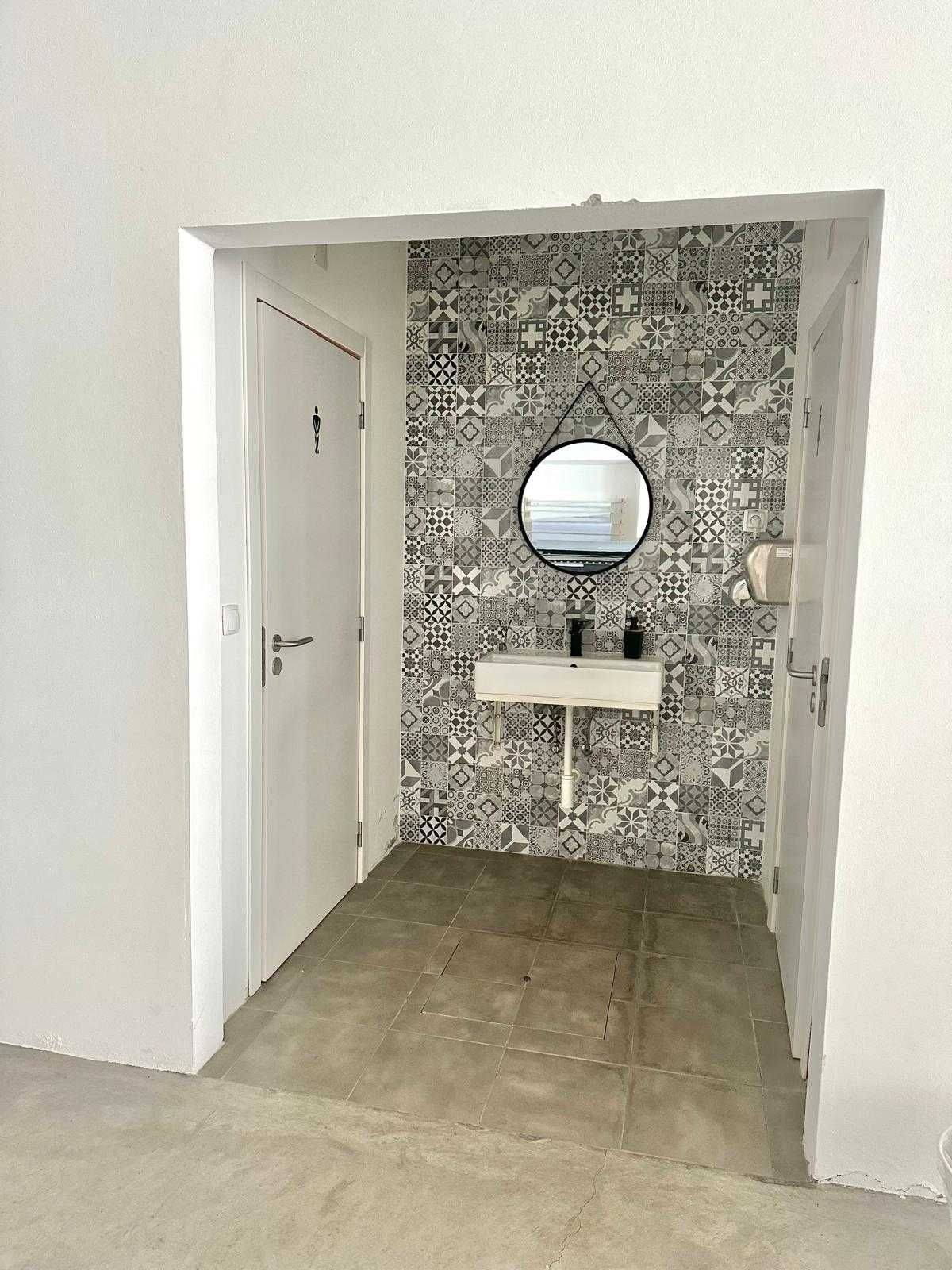 Espaço comercial totalmente remodelado - pronto para arrendar