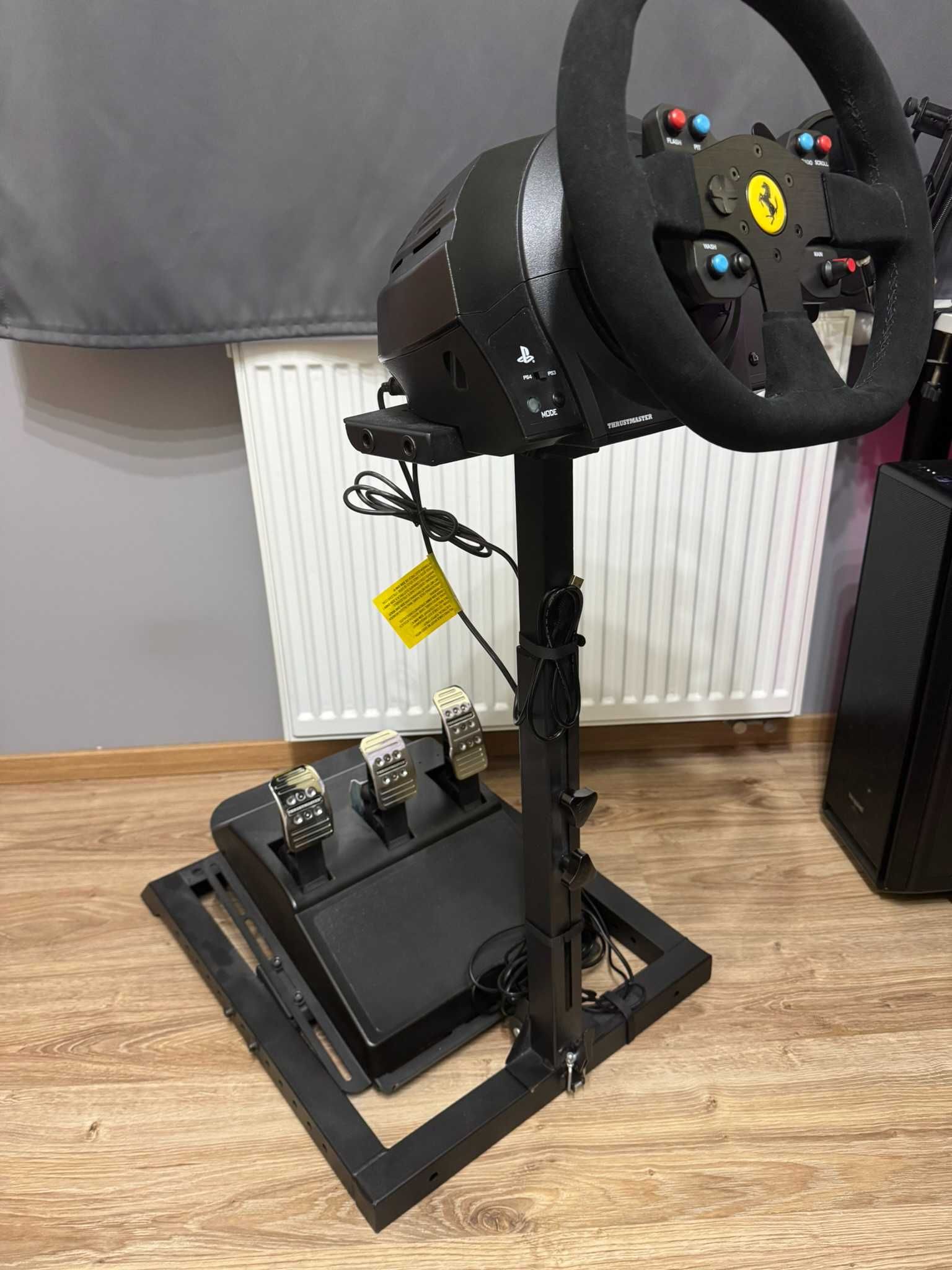Kierownica Thrustmaster T300 Alcantara Edition + Stojak
