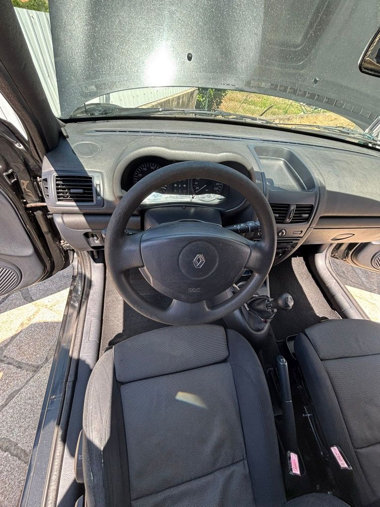 Renault Clio 2 fase 2 comercial 1.5 dci 80cv ano 2001
