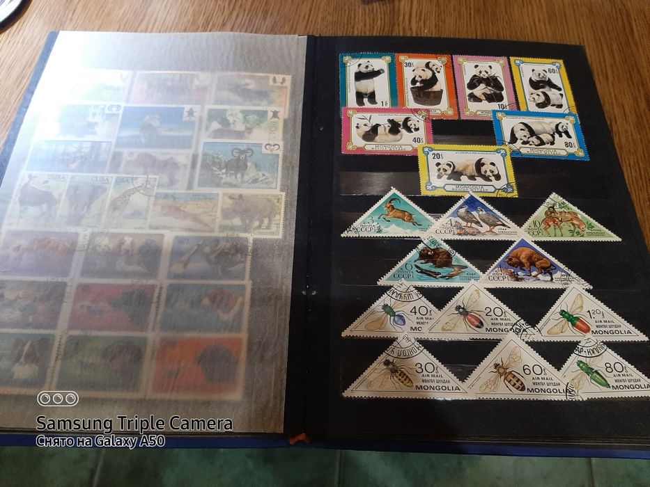 Продам альбом с  почтовыми марками ссср