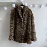 brązowe futerko z kapturem w panterkę oversize 38 / M