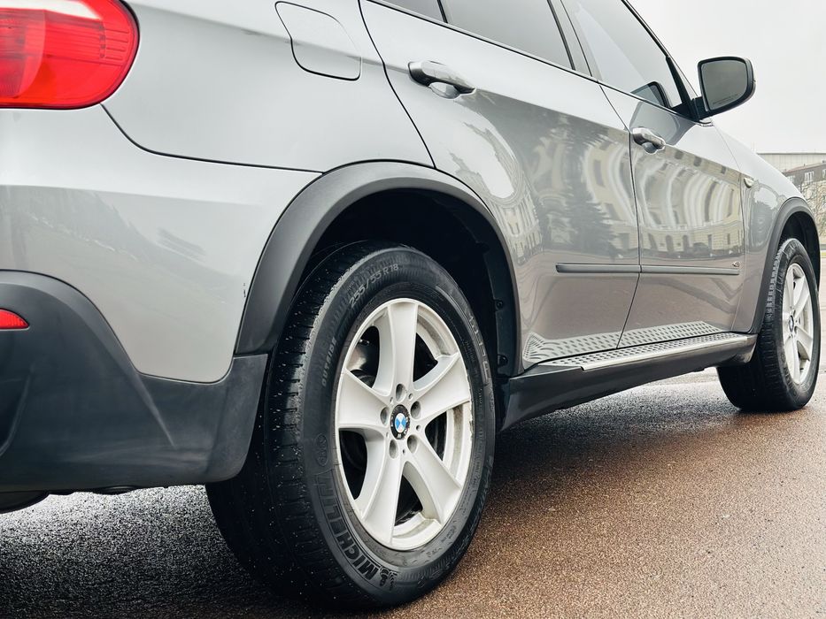 Bmw e70 в рідній фарбі, на газу