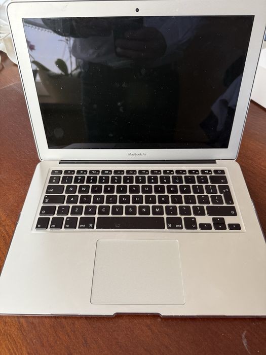 MacBook Air 13" A1466