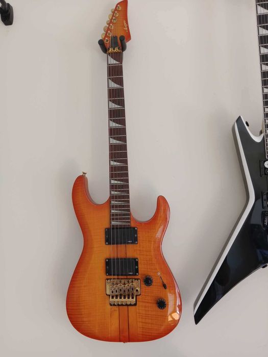 Jackson JS32 FR, Ace Pro FR, Blackstar Silverline, Boss ME-90