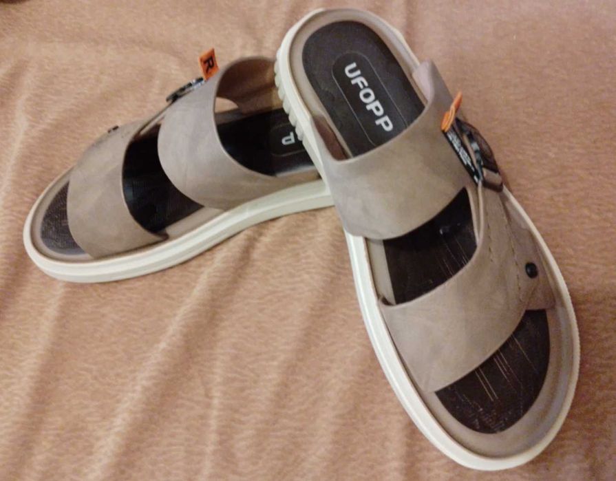 Шльопанці чоловічі, світло-коричневого коліру