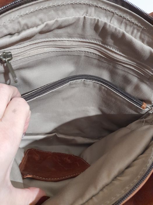 Жіноча шкіряна сумка хобо тоут Der Lederhandler Німеччина