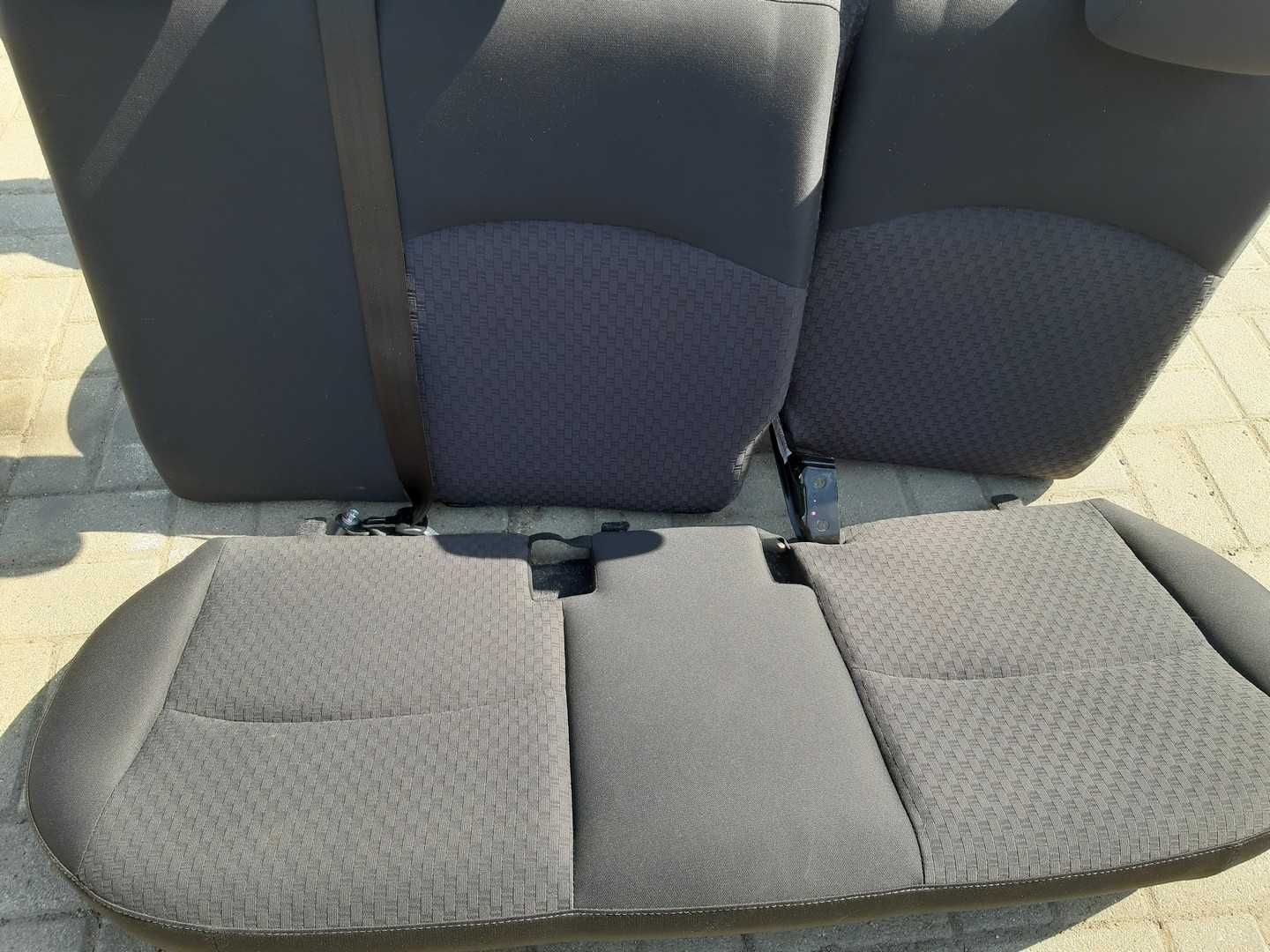 Mitsubishi Space Star 2 fotele komplet foteli przednie podgrzewane