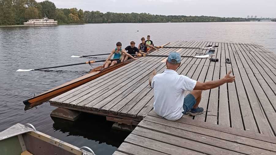Набір дітей до спортивної секції академічне веслування