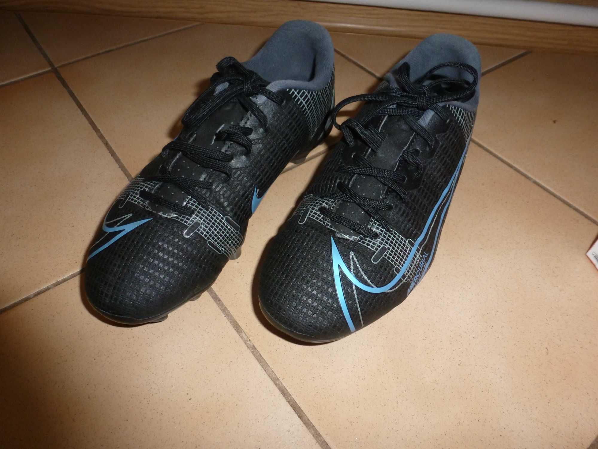 Buty piłkarskie korki lanki 35,5  NIke Mercurial Vapor 14 Academy