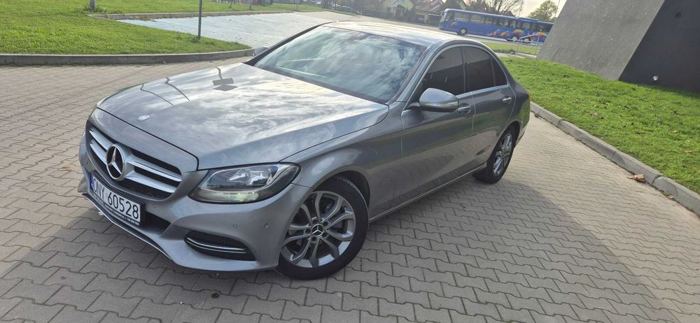 C-KLASA W205 # Webasto # Nawigacja # Półskóra # Oryginał