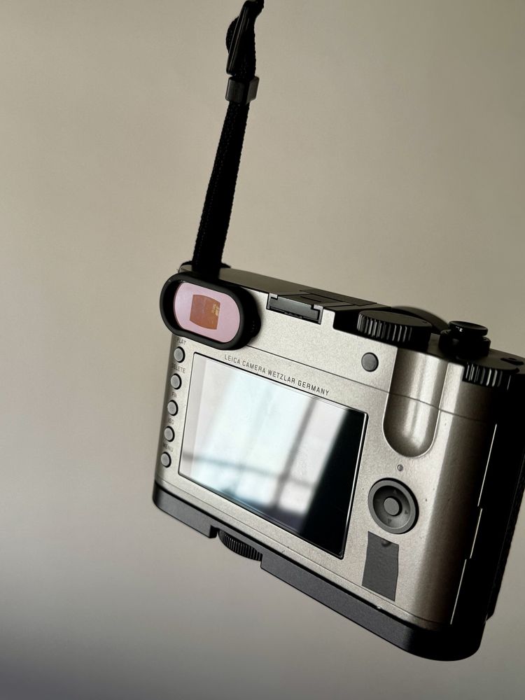 Leica Q (Typ 116) Titanium Grey Edition