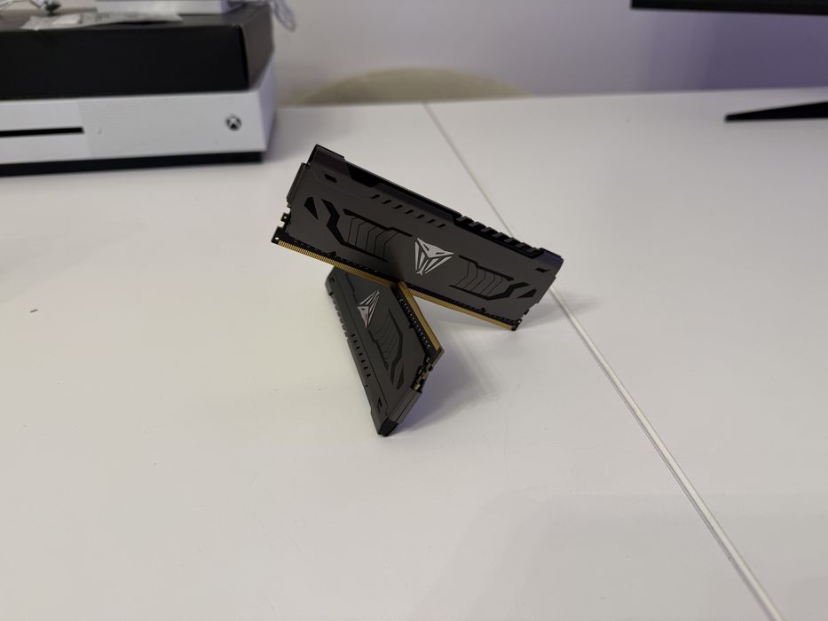 Pamiec RAM DDR4 8 GB Viper 3200 mhz - stan idealny