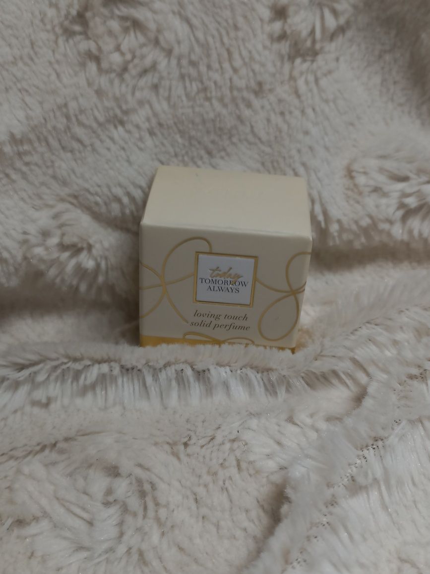 Perfumy w kremie TTA Today Loving Touch **avon