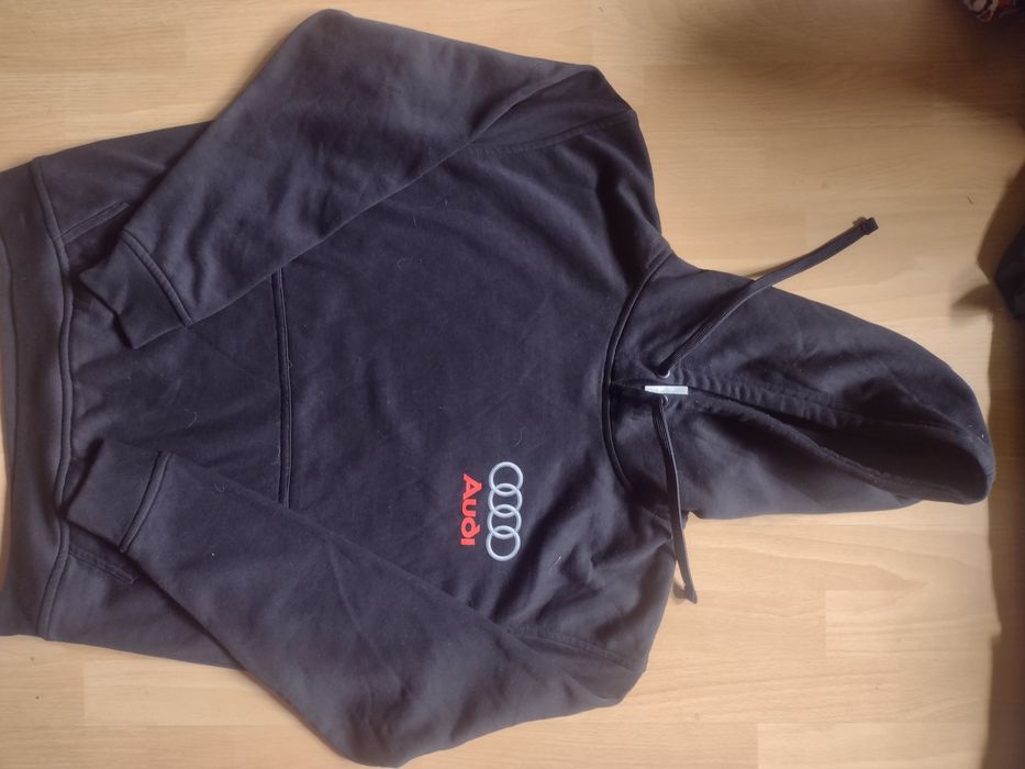Bluza czarna z kapturem Audi JHK roz L