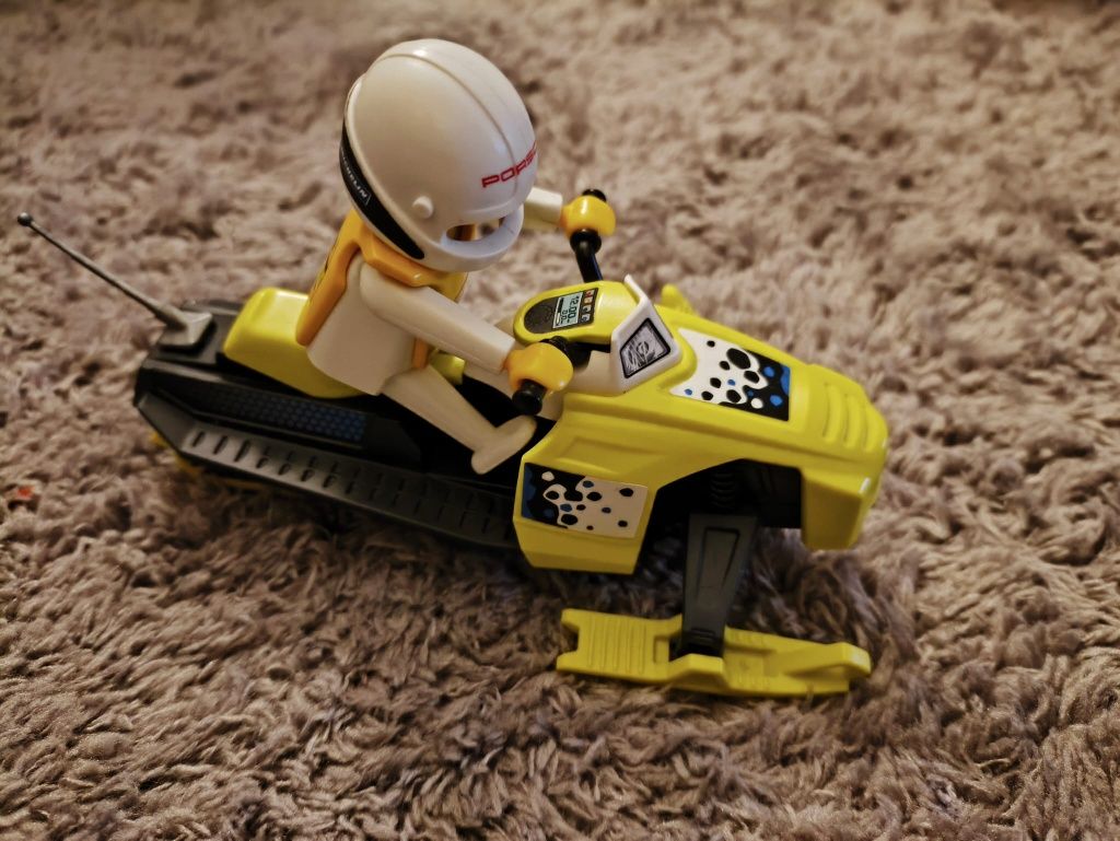 Moto de neve Playmobil em ótimo estado