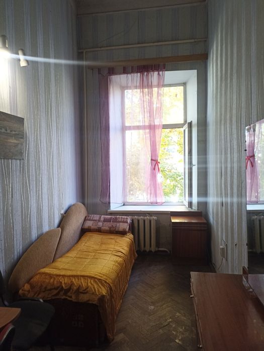 Сдам Хозяйка Центр комнату в коммуне!