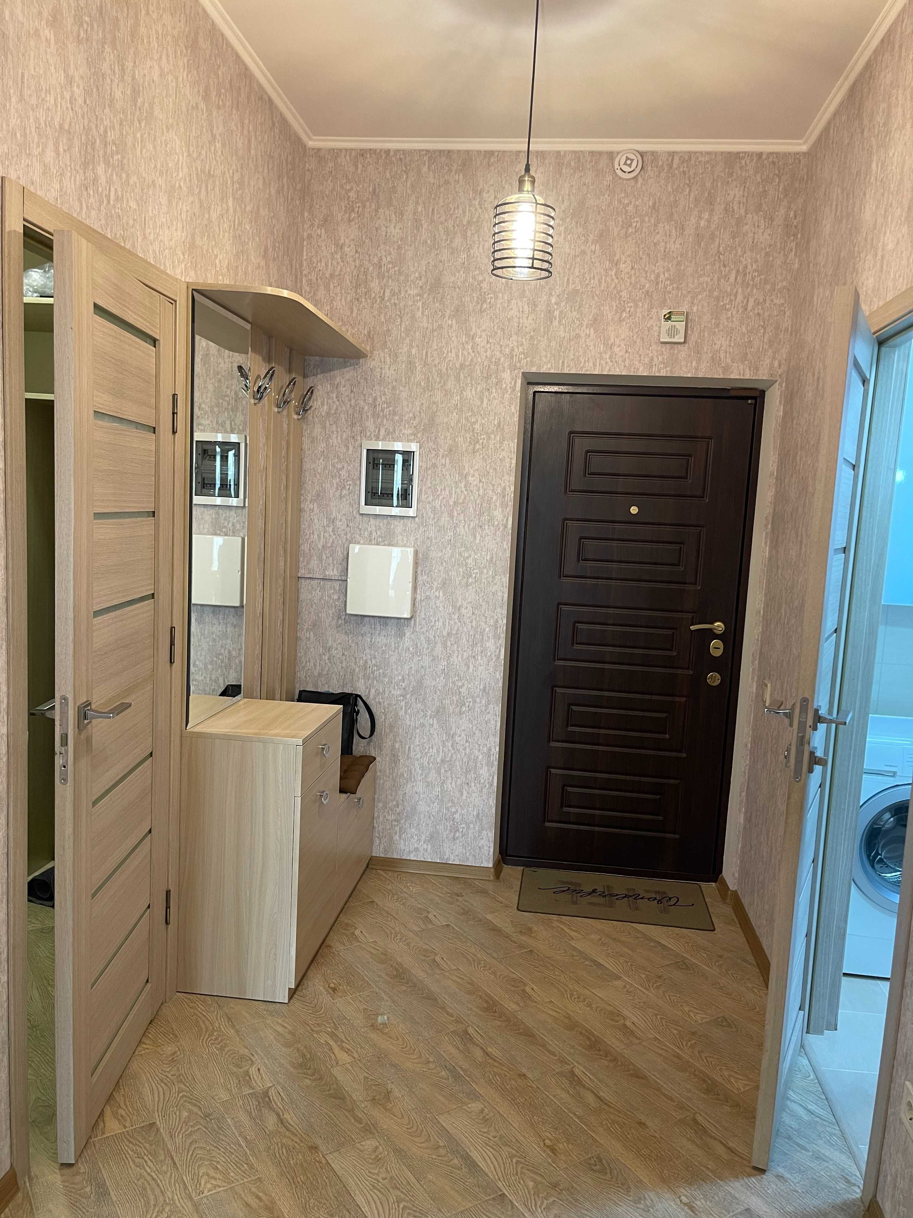 Продам 1 комн кв-ру 46м2 вид на море Жемчужина Французский б-р Аркадия