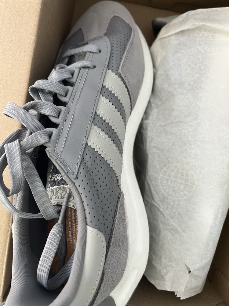 Ténis Adidas Retropy Cinza, 44