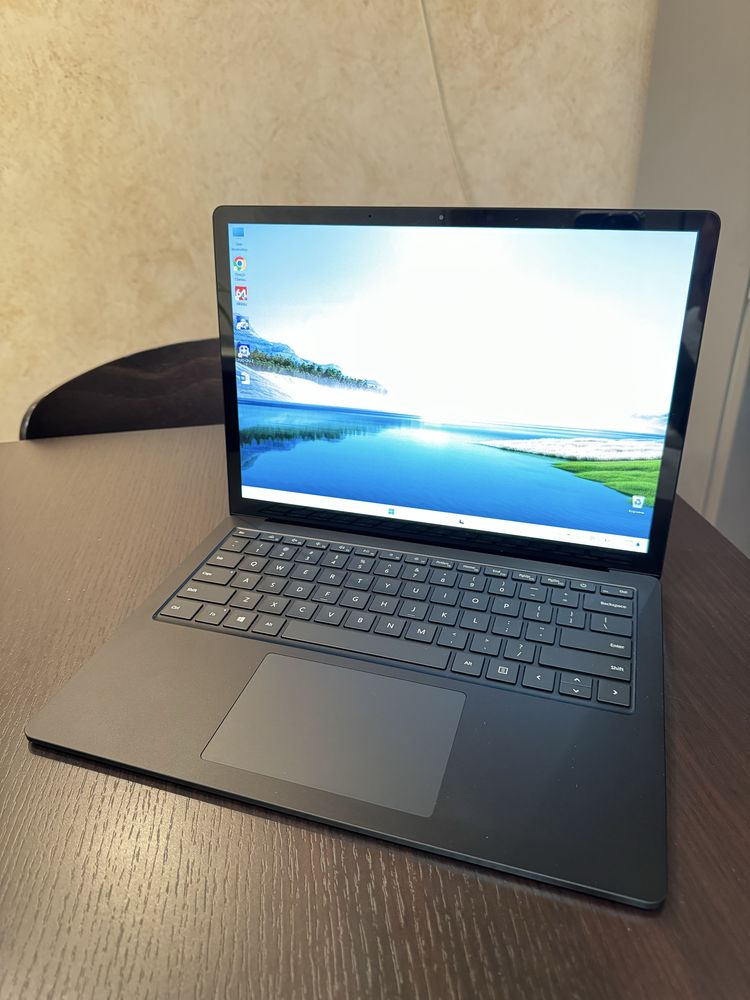 Microsoft surface laptop 3/ i5-1035G7/ 8GB/ 256GB SSD/ Стан нового