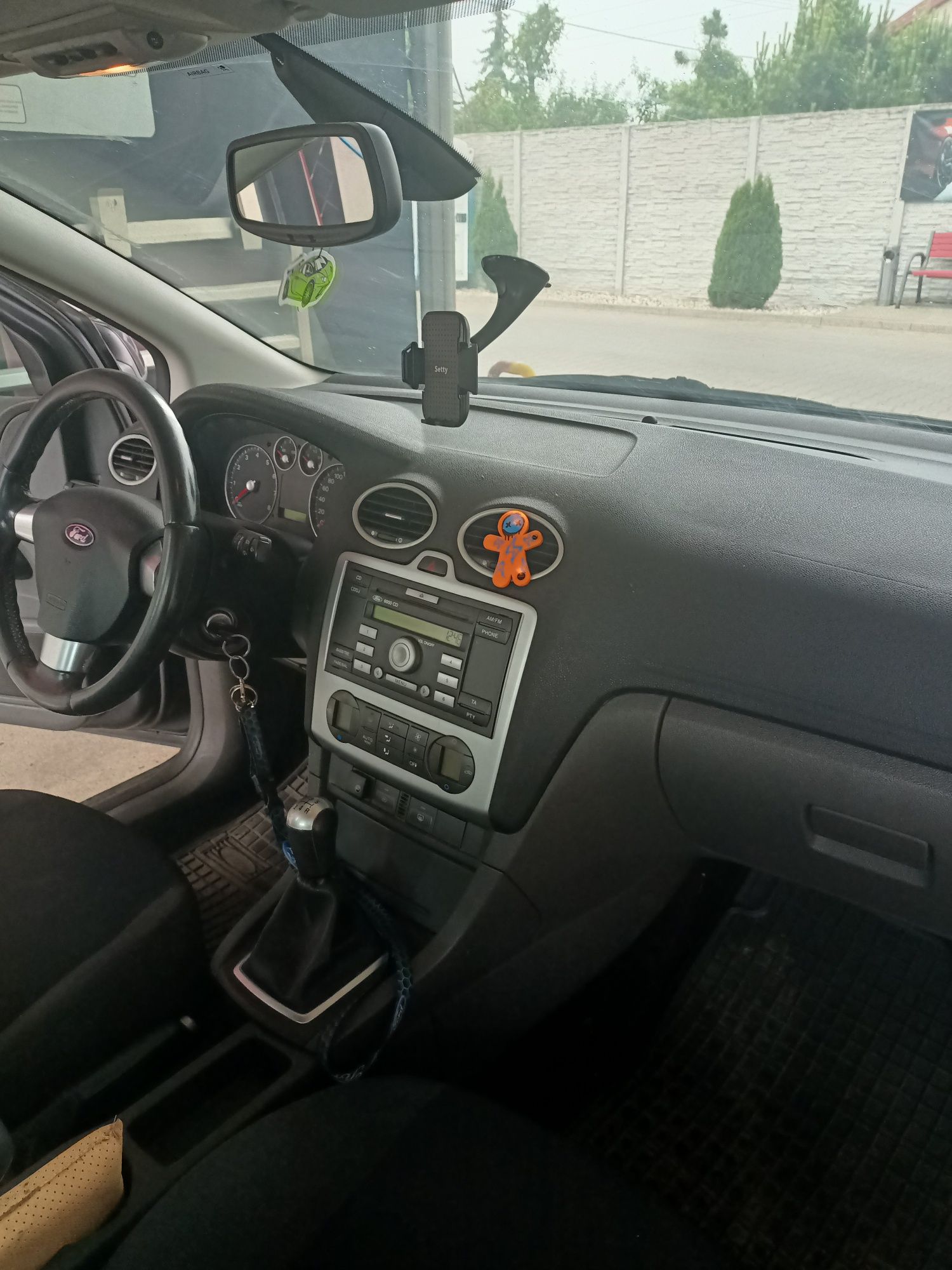 Sprzedam ford fokus 1,6benzyna gaz
