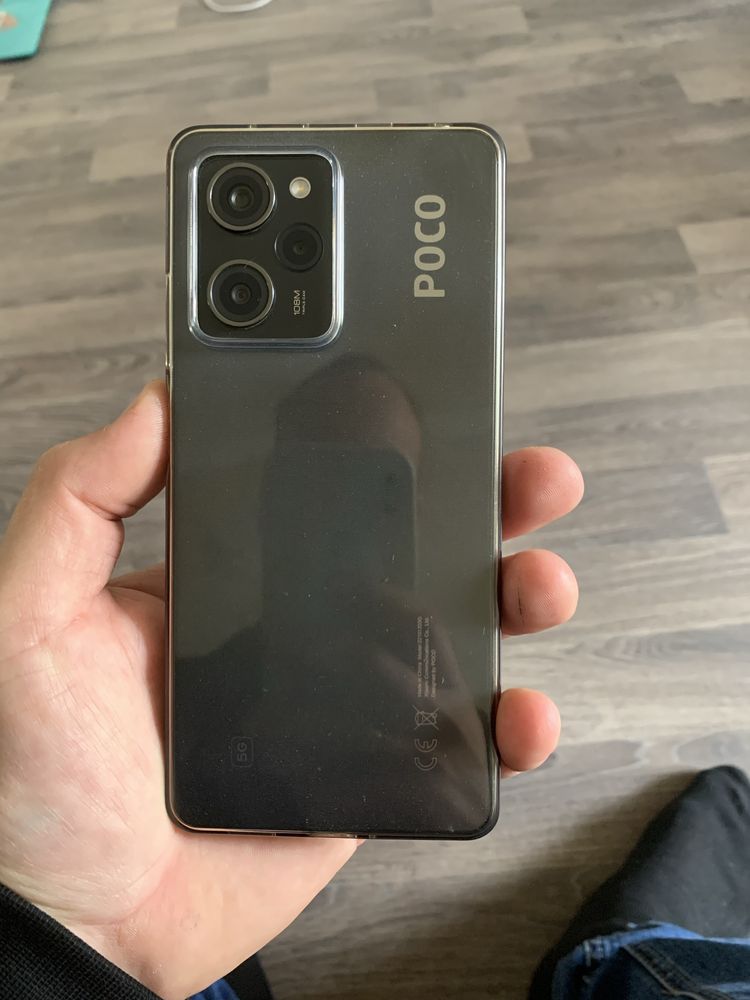 Продам POCO X5 Pro 5g на 256 гб