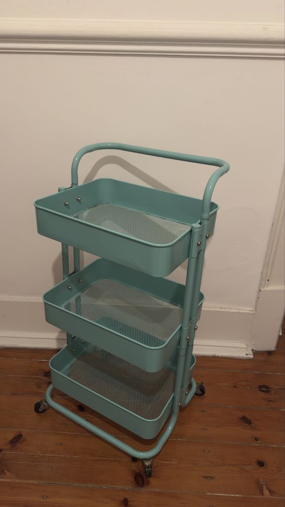 Carrinho Vintage Conforama – Estrutura em Metal