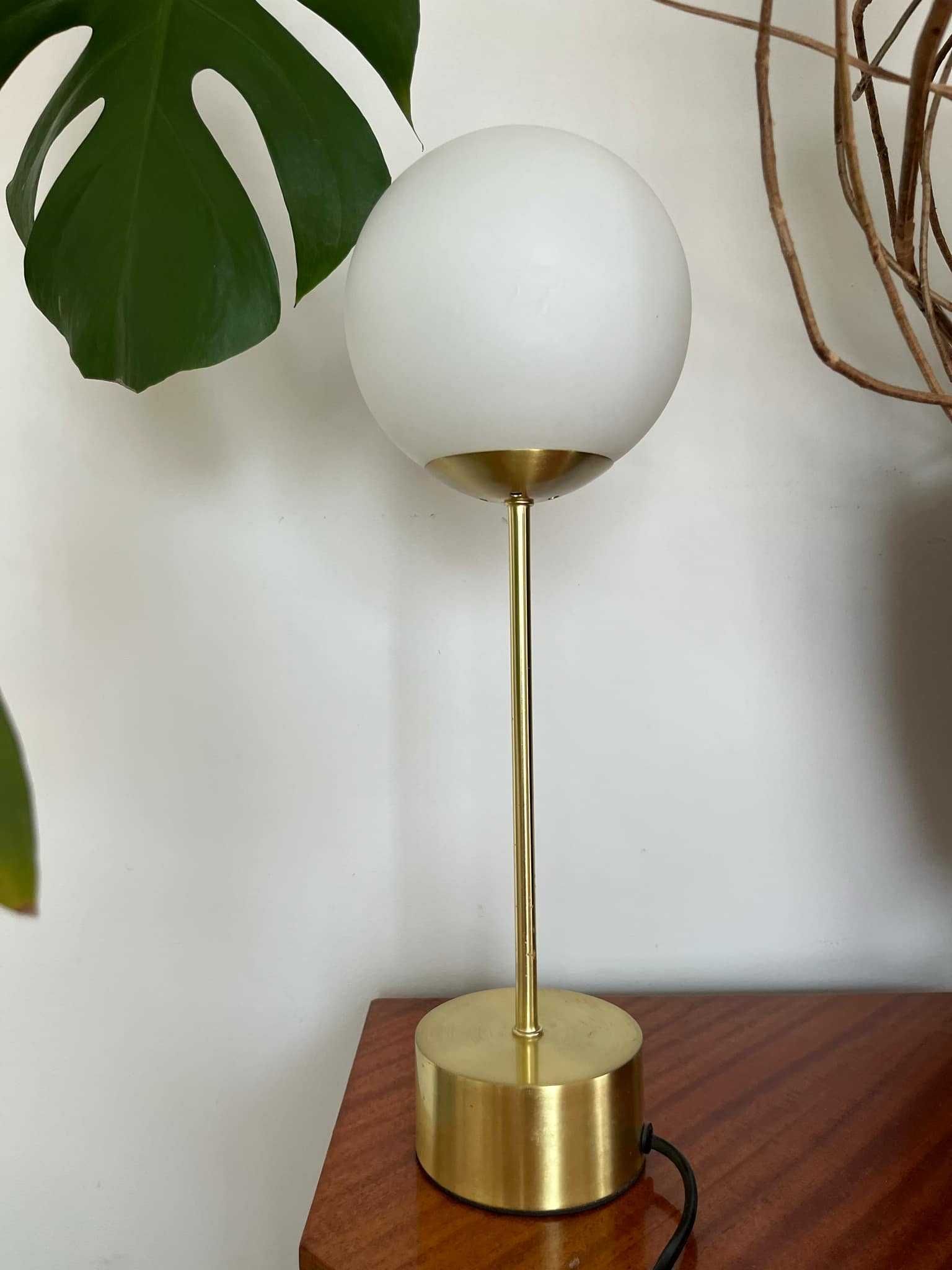 Lampa złota Lampka kula na złotej nóżce 43 x 15 x 10 cm stojąca