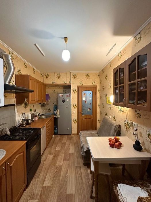 Квартира з ремонтом, Ворзель. Балкон, 2 поверх. Оф:2%. Постанова