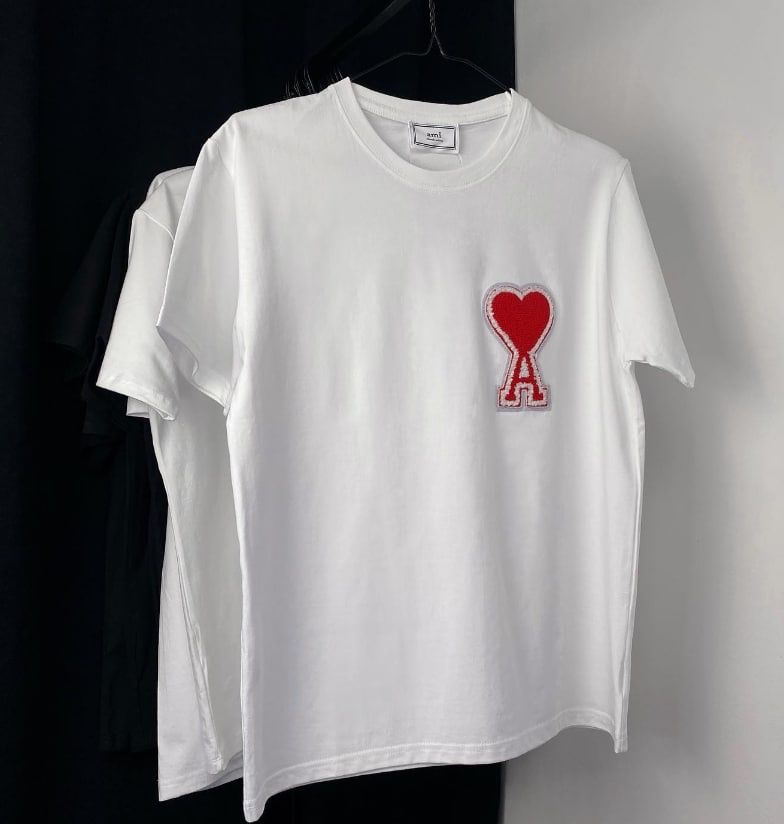 Футболка Ami de Coeur Read Heart Tee