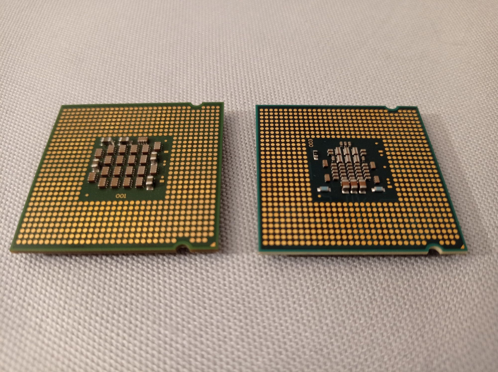 Dwa procesory Intel Pentium , Celeron